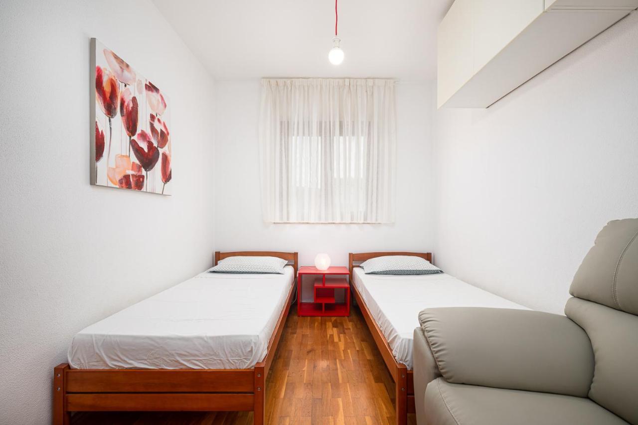 Sea View Apartment - Roberto Poreč Buitenkant foto