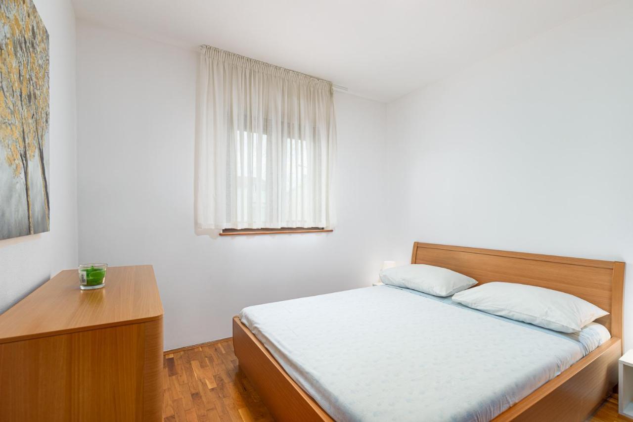 Sea View Apartment - Roberto Poreč Buitenkant foto