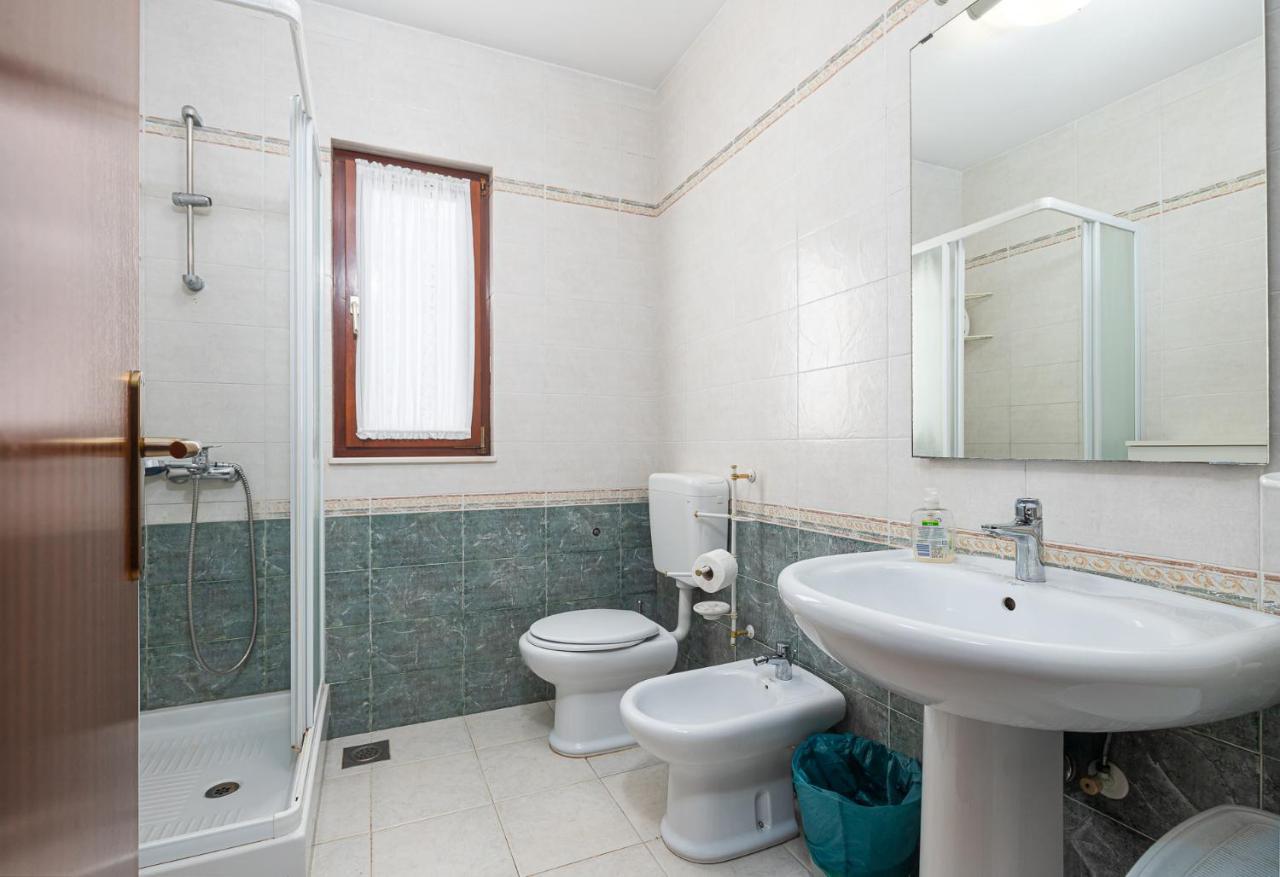 Sea View Apartment - Roberto Poreč Buitenkant foto